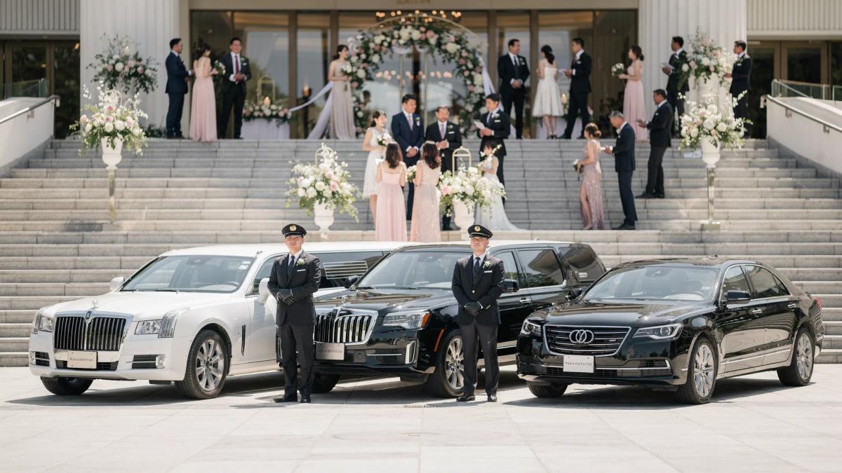 What limo companies are recommended for wedding transportation in my area?