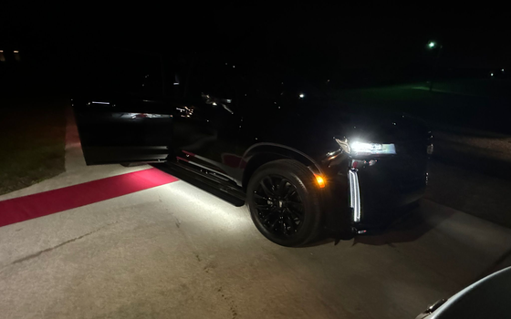 Your Premier Houston Limousine Service— Black Car, Airport Transfers & Corporate Chauffeurs 24/7