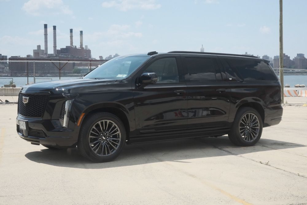 The Art of Arrival— Mastering New York City with Premier Private Transportation