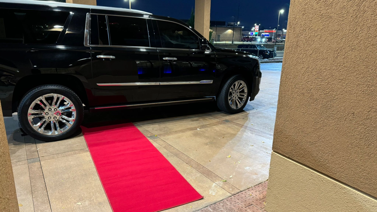 Experience Nashville in Unrivaled Style— Your Guide to Premier Limousine Service
