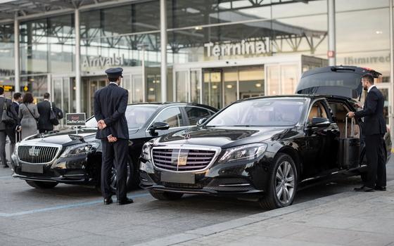 Airport Chauffeur Service: What to Expect Before You Book