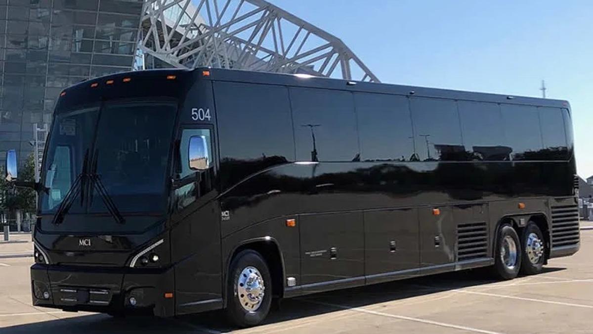 Macon Party Bus— The Ultimate Guide to Flawless Wedding Group Transportation