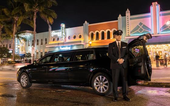 Miami Stretch Limo Service: What’s Included vs Add-Ons