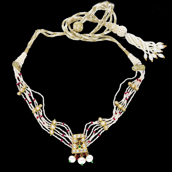 Gold D Kundan Set