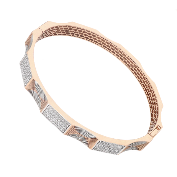 Gold bracelet 