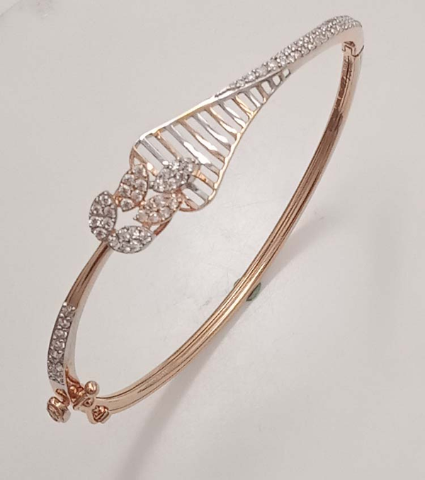 Gold bracelet