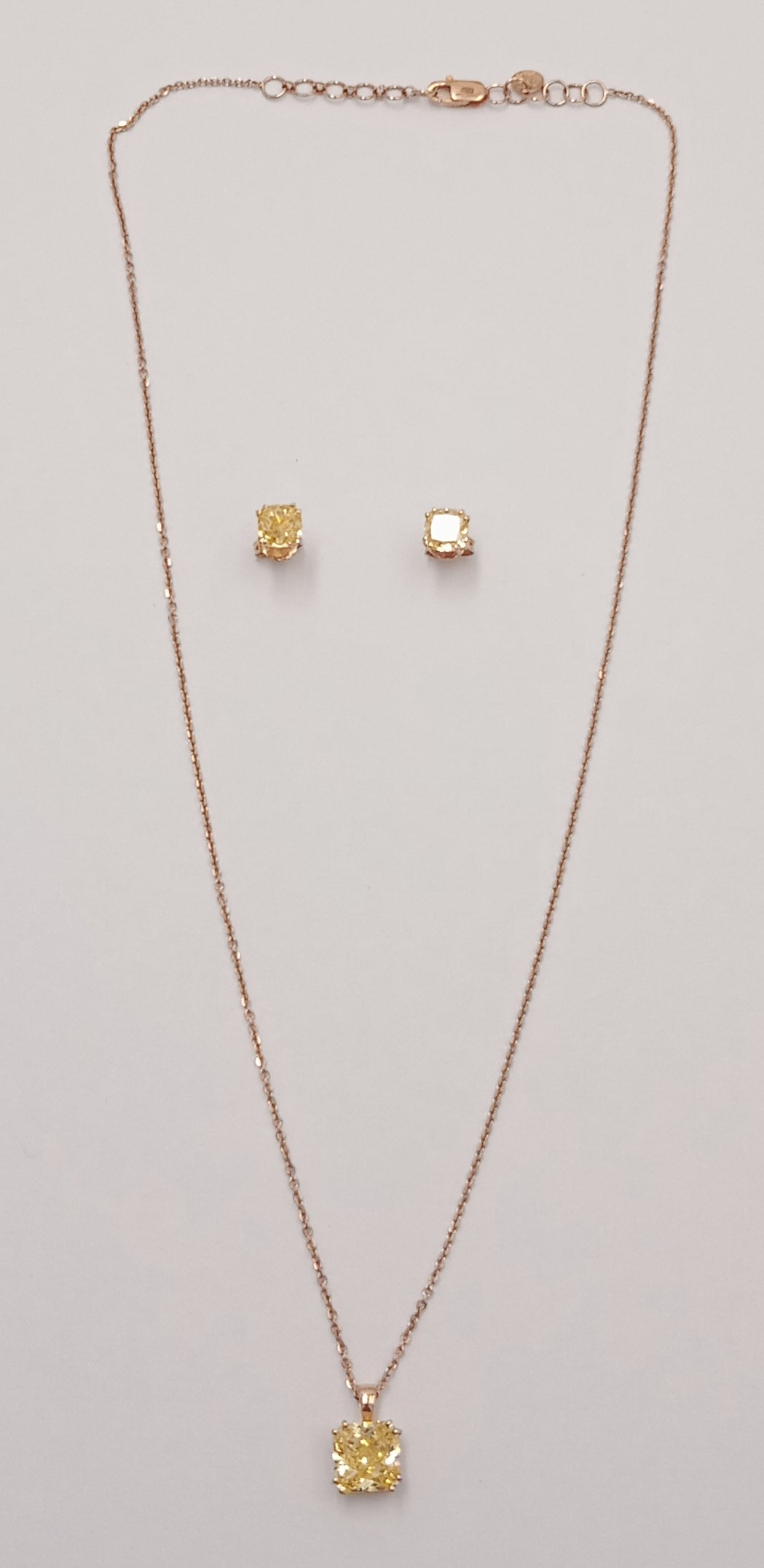 Pendant Set 