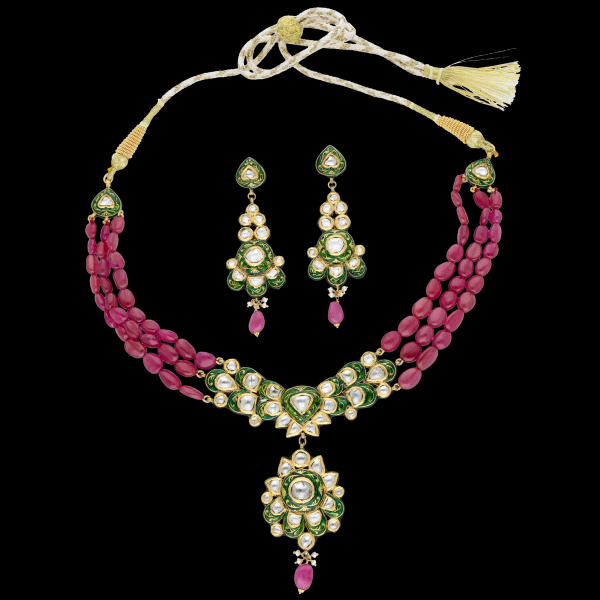 Gold D Kundan Set