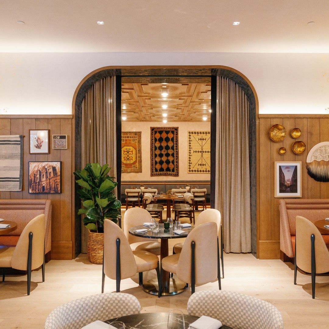 Lola Rose interior