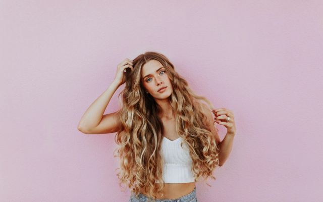 How to Get Perfectly Tousled Hair Texture