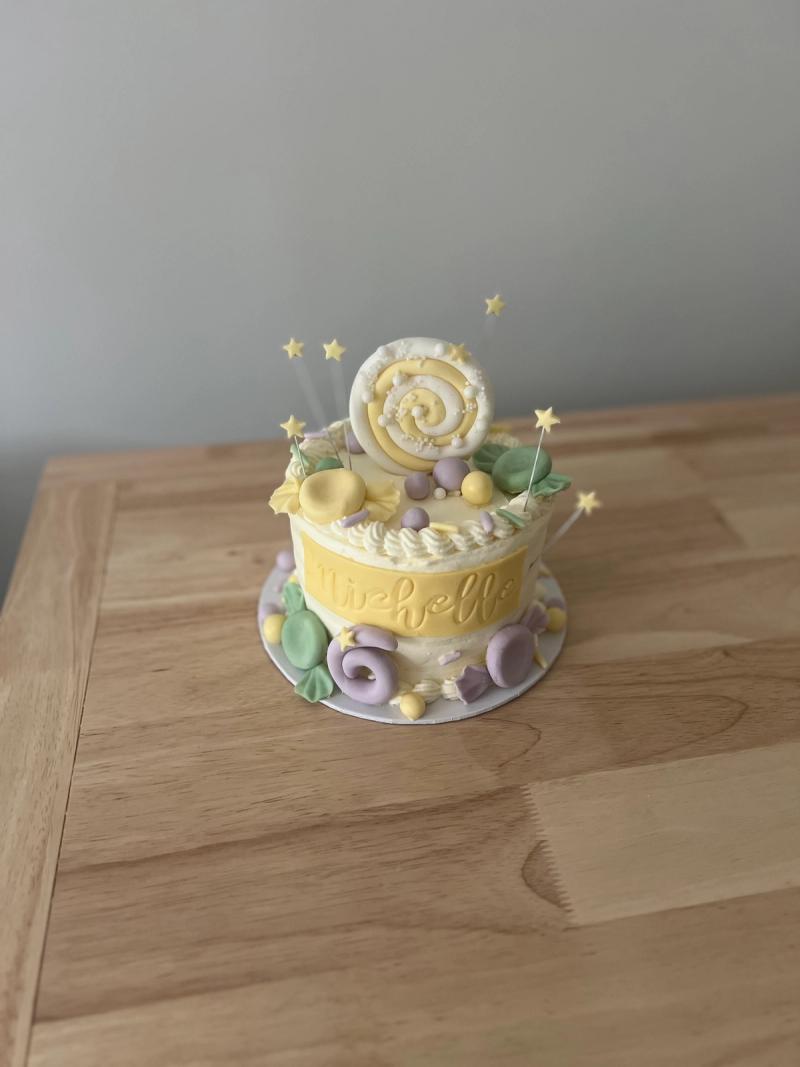 Tematårta m karamell