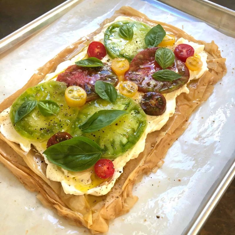 Heirloom Tomato Pizza