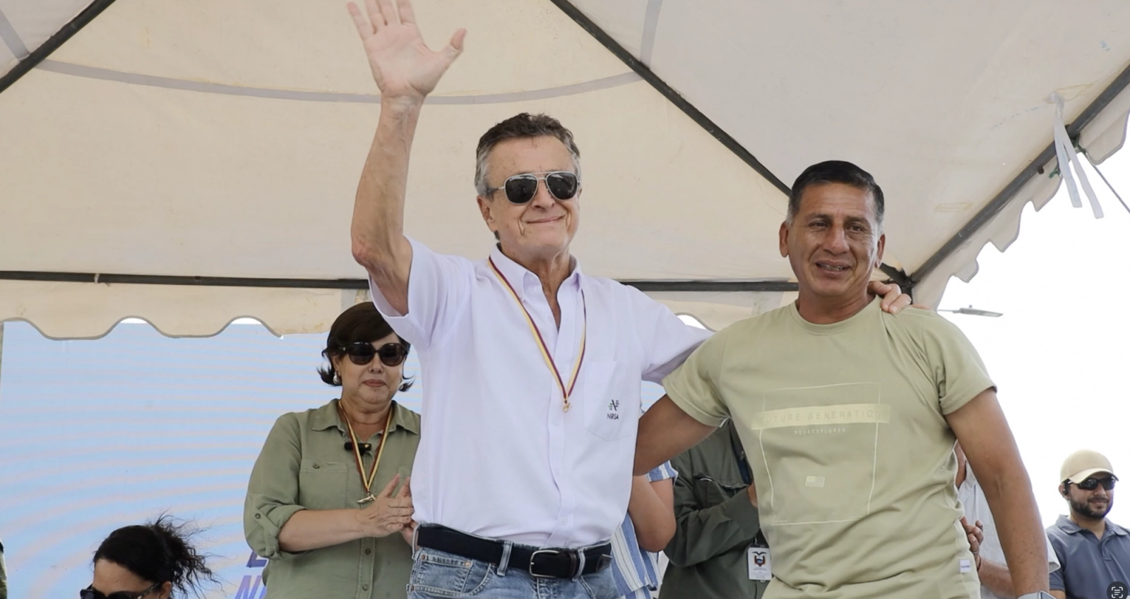 Pesca artesanal: reconocimientos, matriculación, desabastecimiento de combustible, recolección de plásticos del manglar