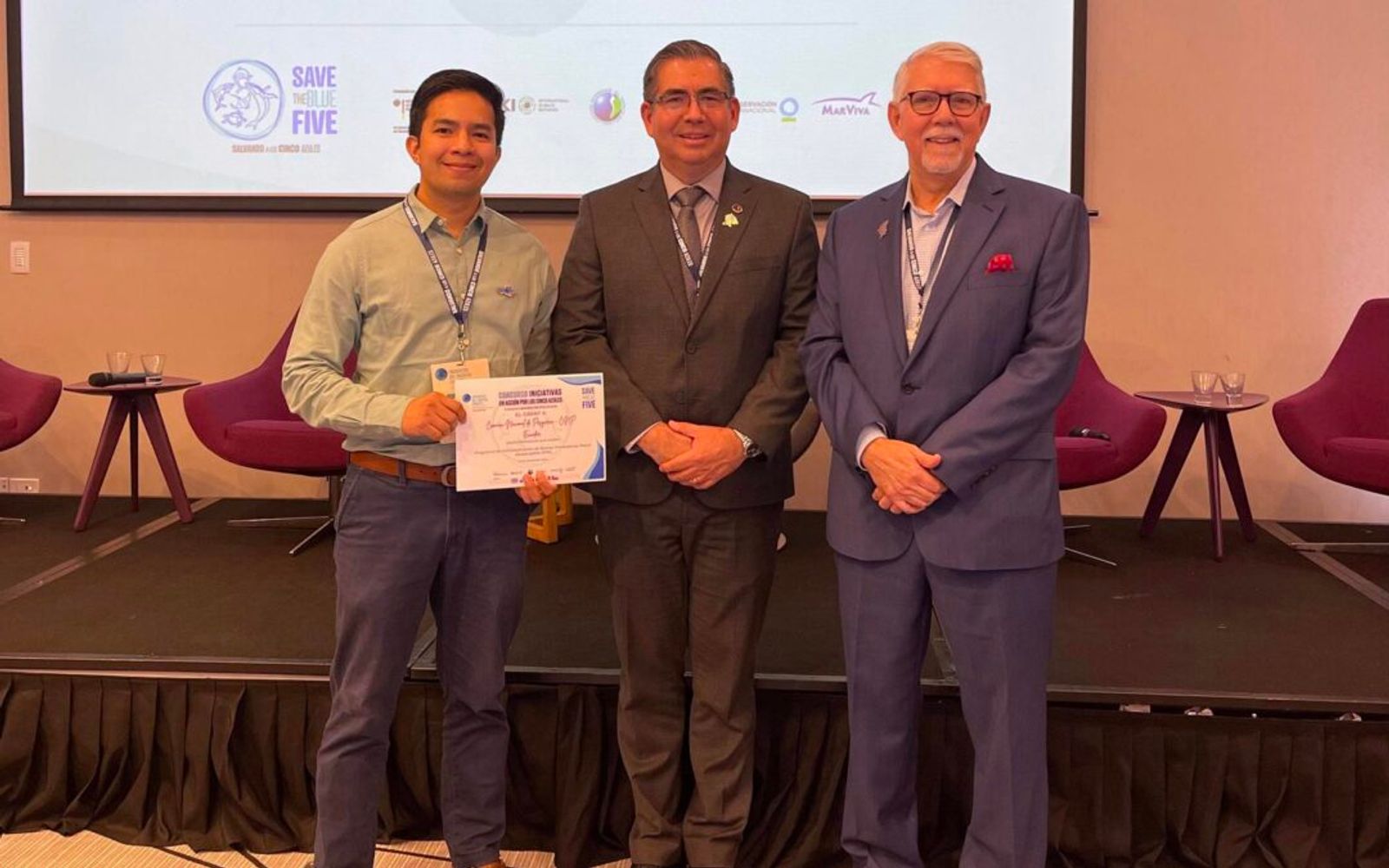 Ecuador brilla en el Encuentro del Pacífico Sudeste: tres premios para iniciativas de pesca sostenible