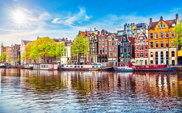 7 Things You Must Do When Visiting Amsterdam