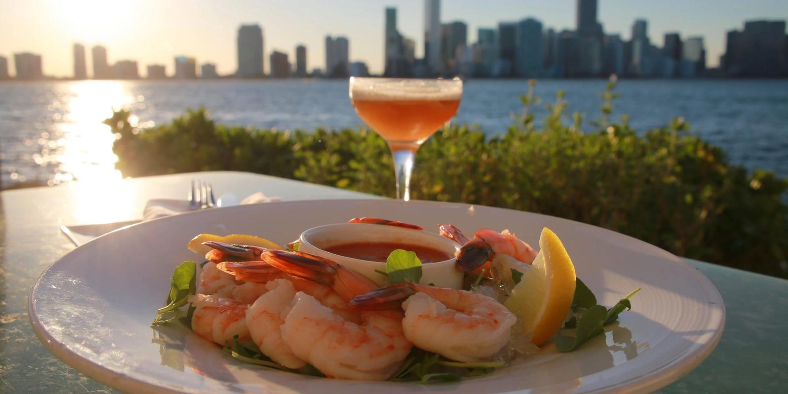 <strong>Best Dining Spots In Miami With Stellar Waterfront Views</strong>