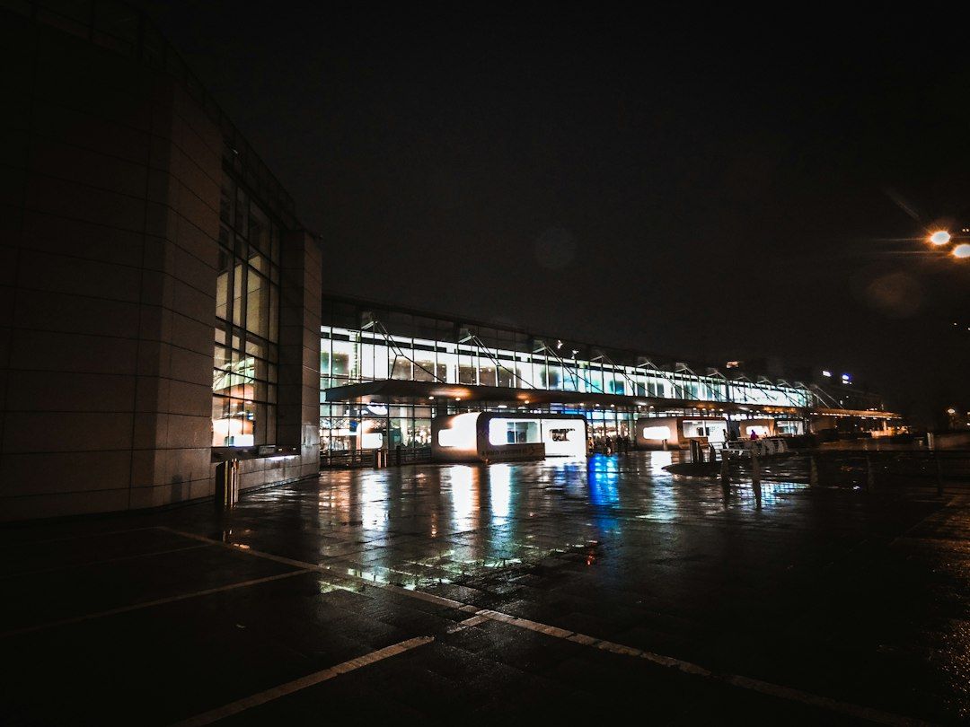 Brussels Strike Cancels 100 Flights