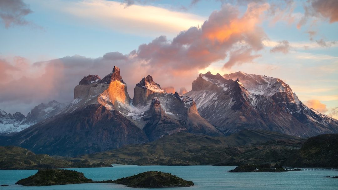 Las Torres Adds Guided W Trek