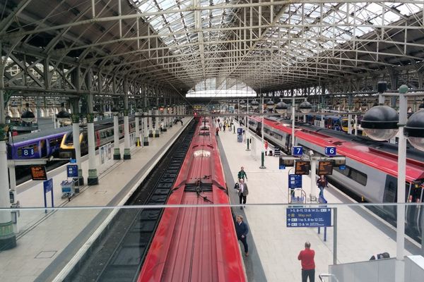 Manchester Power Failure Disrupts Rail