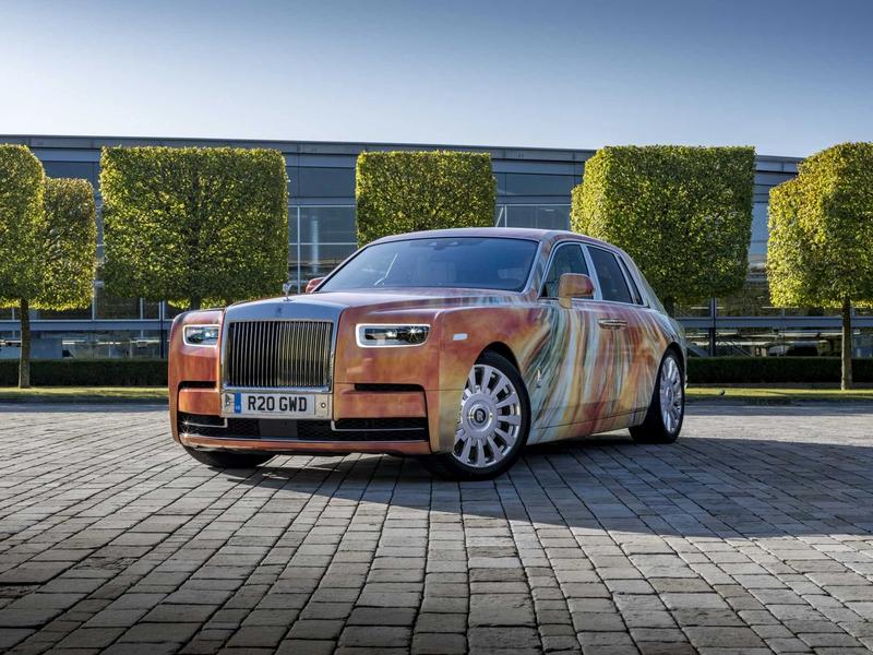 How to Book and Rent a Rolls Royce for an Event