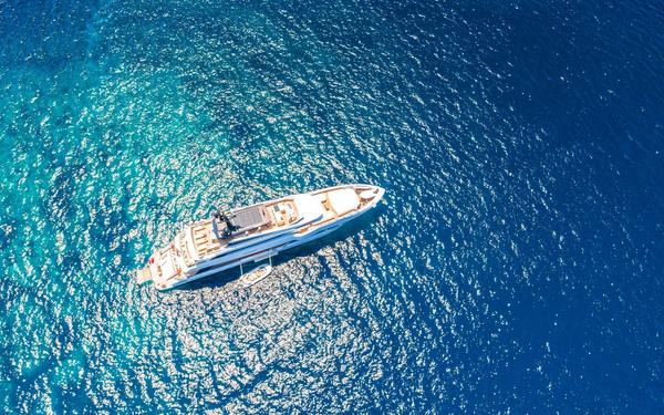 Essential Factors to Consider When Choosing a Superyacht Broker