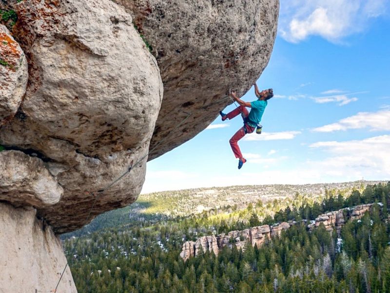 4 Adventure Activities to Have a Blast With Your Friend