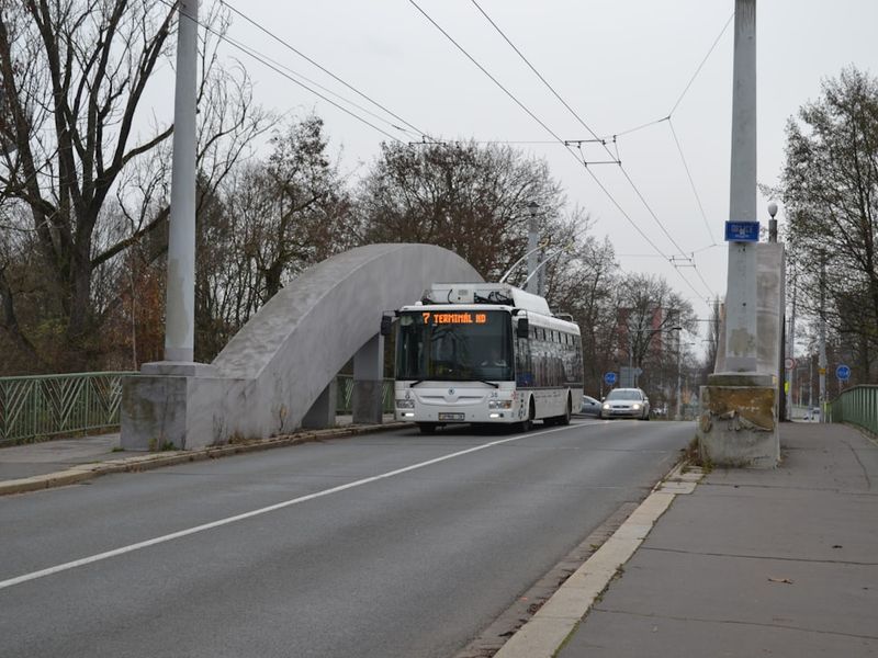 Using Public Transport in Foreign Cities: A Guide