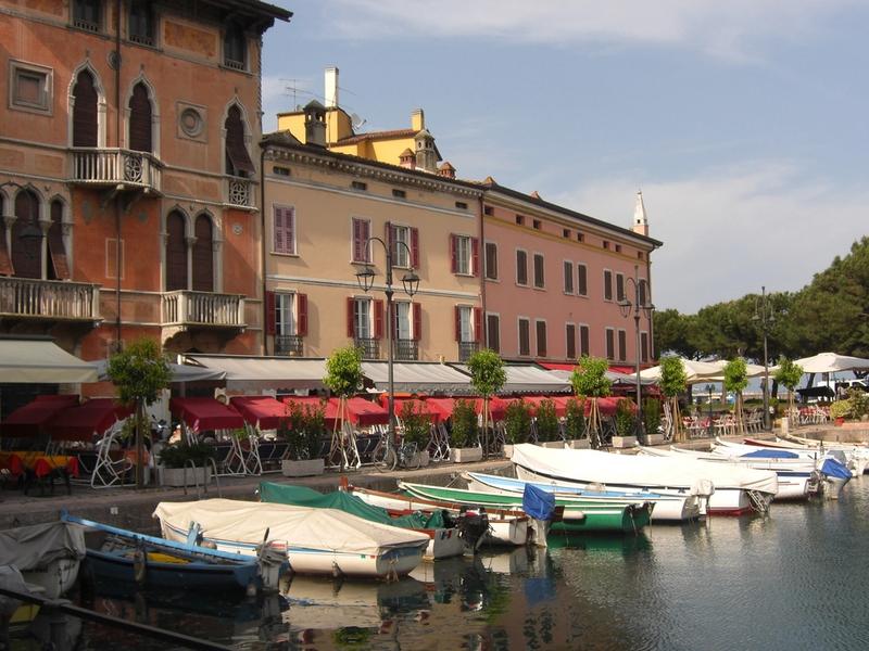 Around Lake Garda – Desenzano del Garda