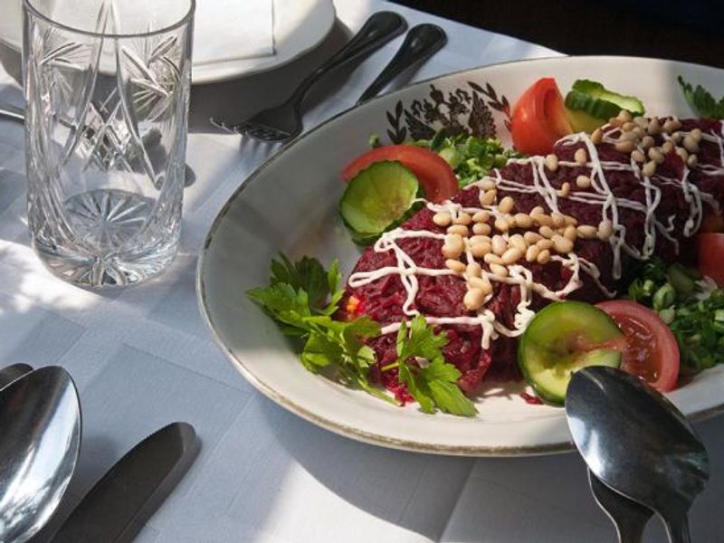 Siberian Express Dreams - Eating Aboard