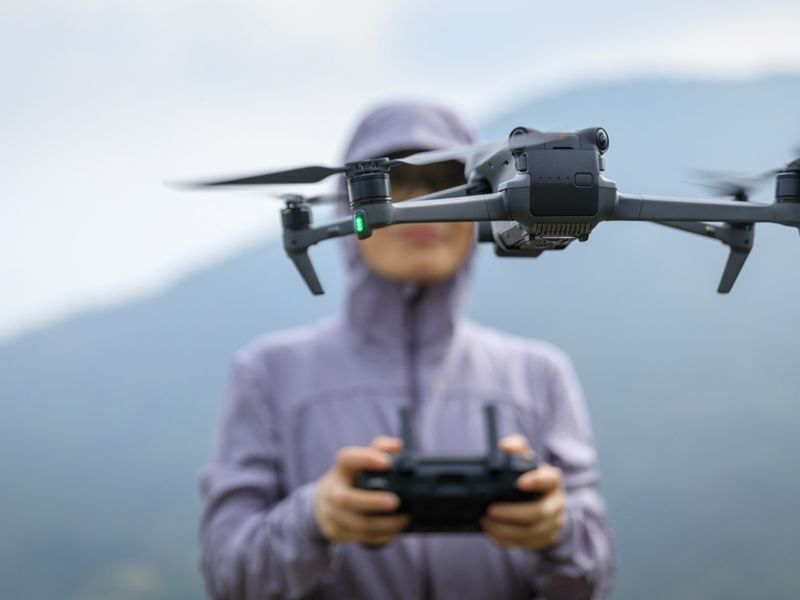 The Best Selfie Drones for Travel: Compact and Portable Options for Capturing Stunning Aerial Shots