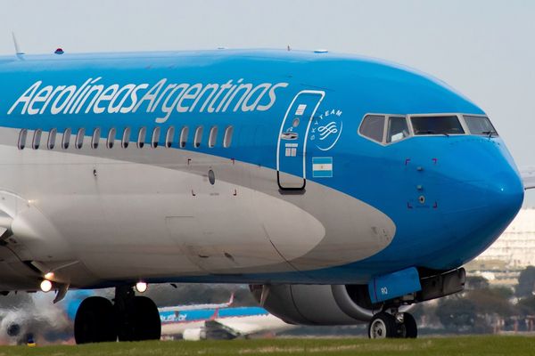 Aerolíneas Adds Six Boeing Jets
