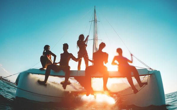 10 Reasons To Charter A Catamaran For Your Trip