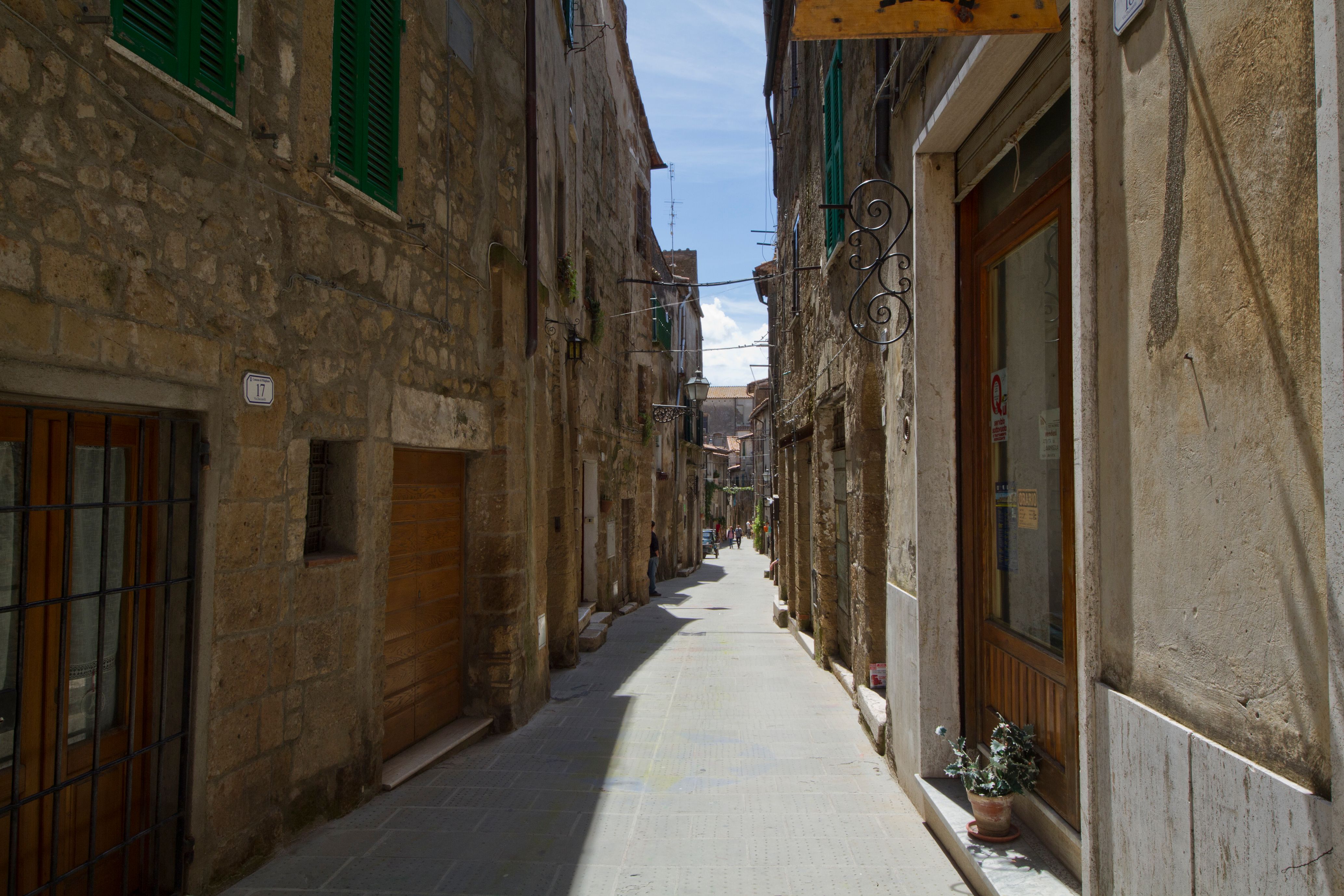 Pitigliano, Italy photo 3