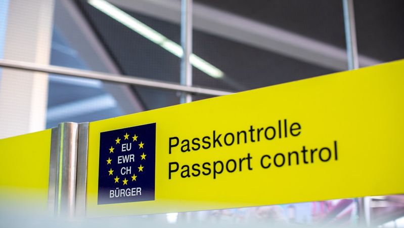 EU Border Checks Face Delay