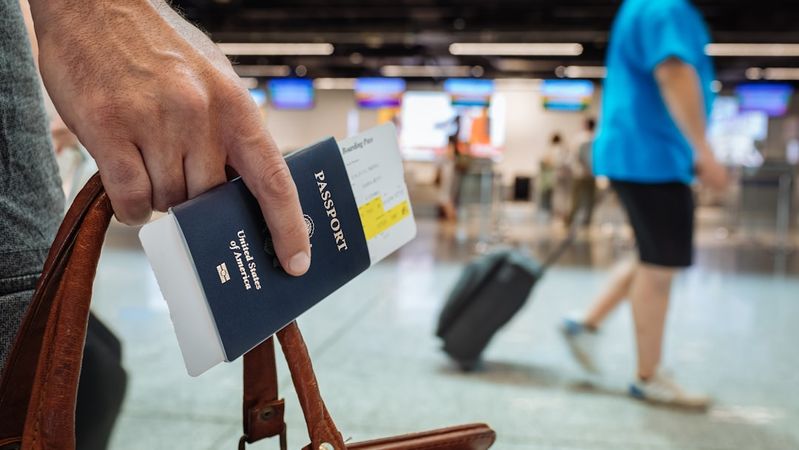 US Airports Expand Face Scans