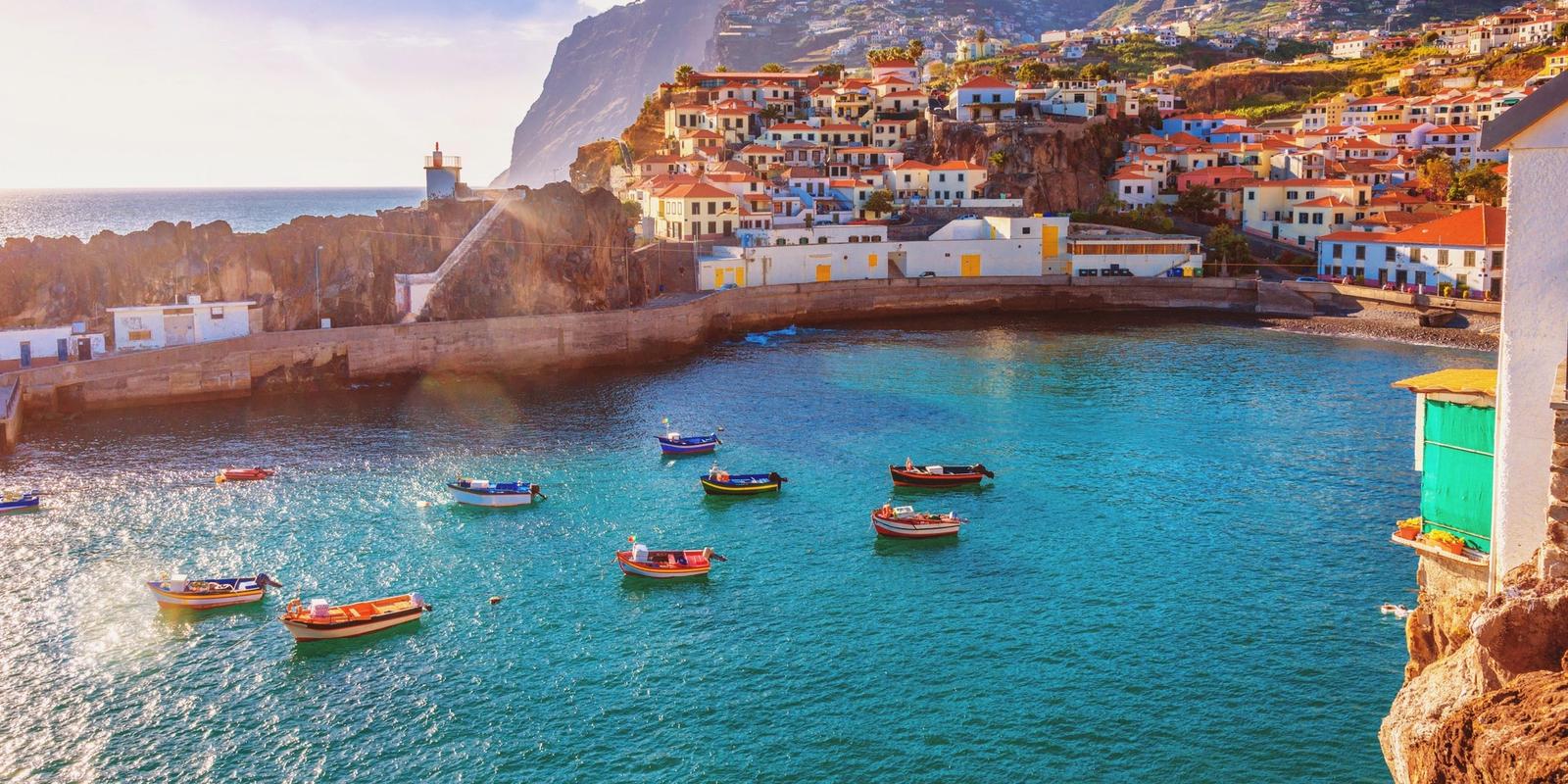 Unveiling the Top 5 Luxury Travel Destinations: Where Opulence Meets Exquisite Experiences