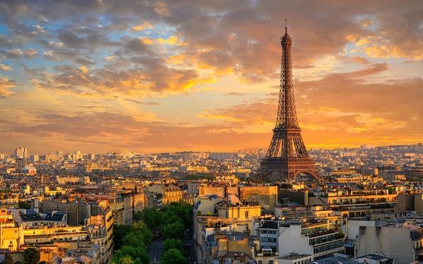 Best Times to Fly from LAX to Paris for Weather, Crowds, and Prices