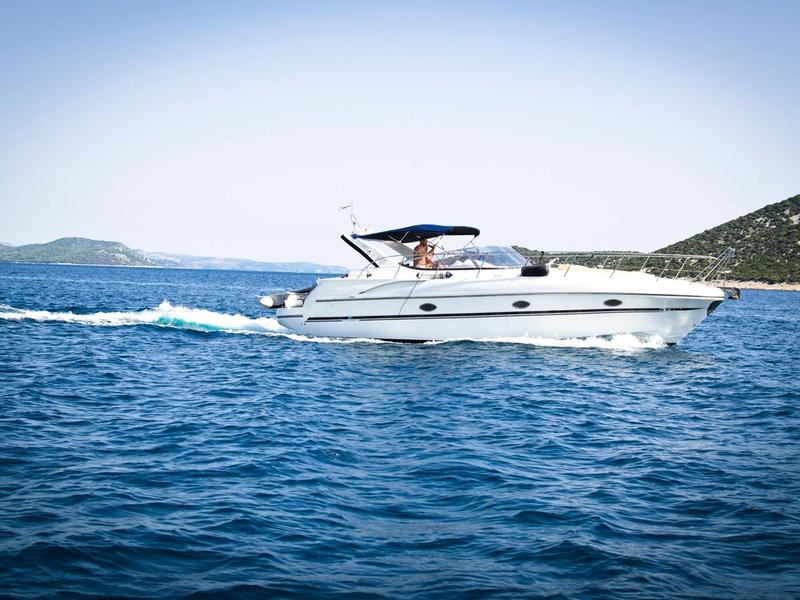 10 Reasons Why You Need a Broker When Buying a Boat