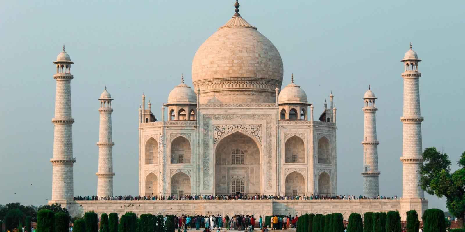 A Day to Remember: Taj Mahal Tour from Delhi