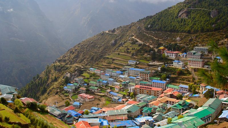 Nepal Flash Floods Hit Trekkers