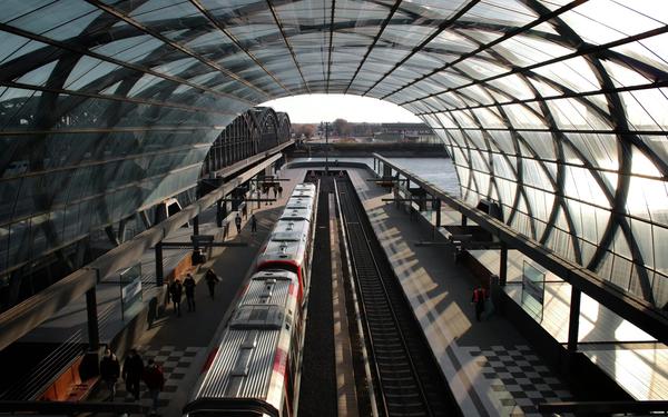 9 Easiest European City Train Systems