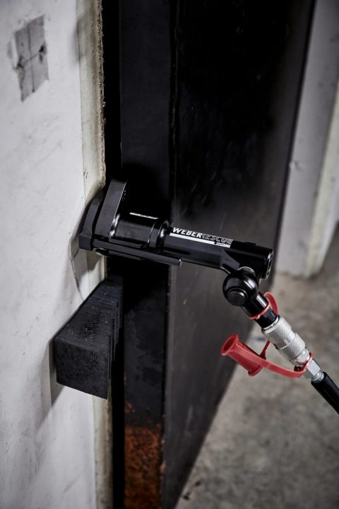 DOOR OPENING set DO 105