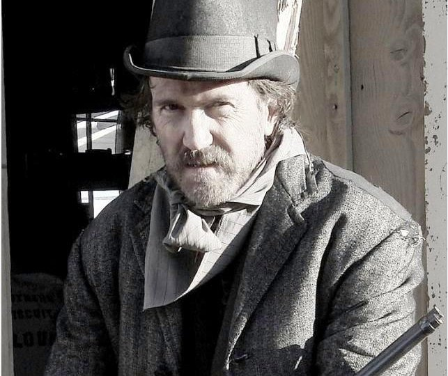 ‘True Grit’ Actor Mike Watson Graduates from America’s Auction Academy