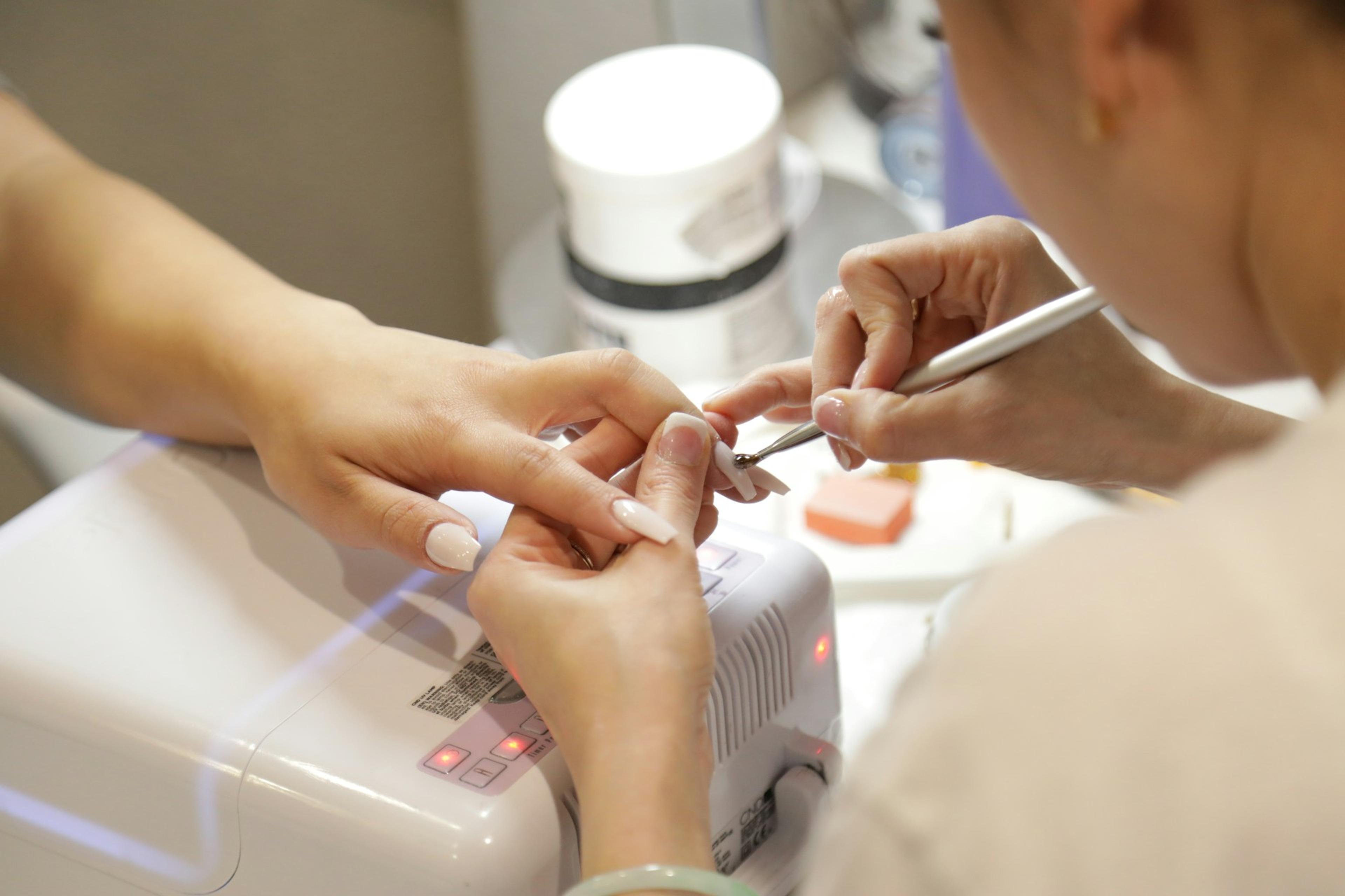 How to prepare for a nail appointment