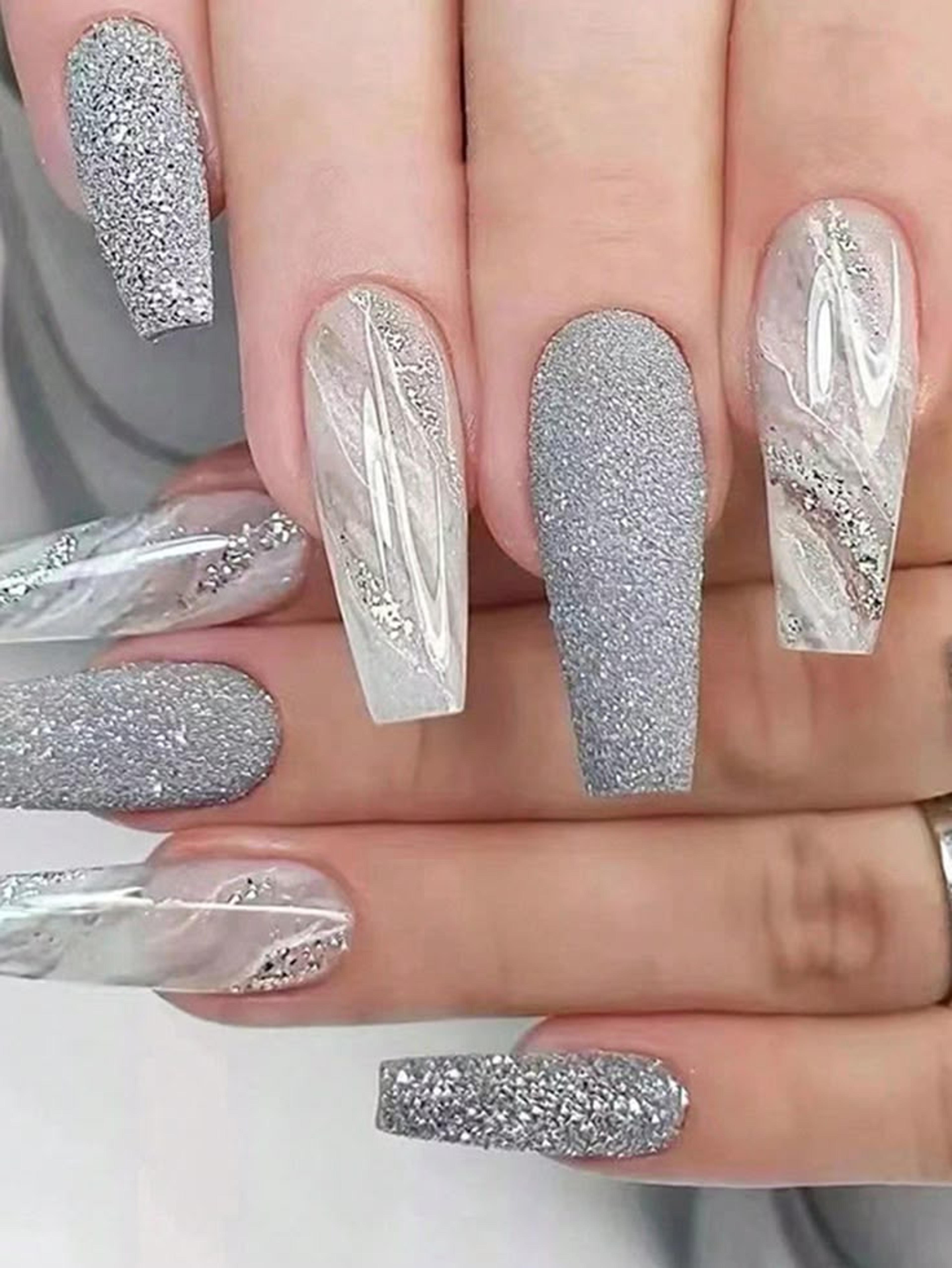 Textured nails
