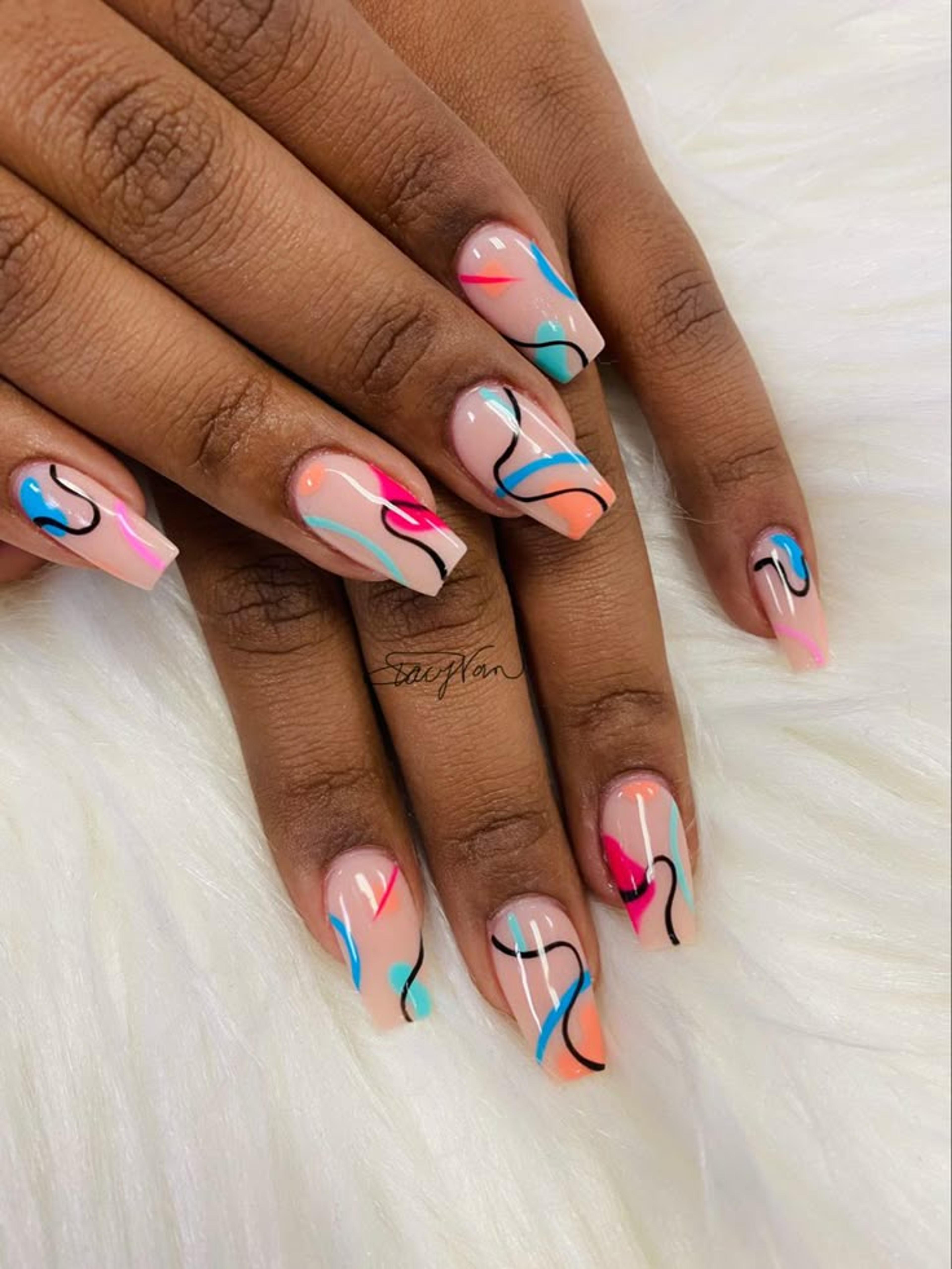 Abstract art nails