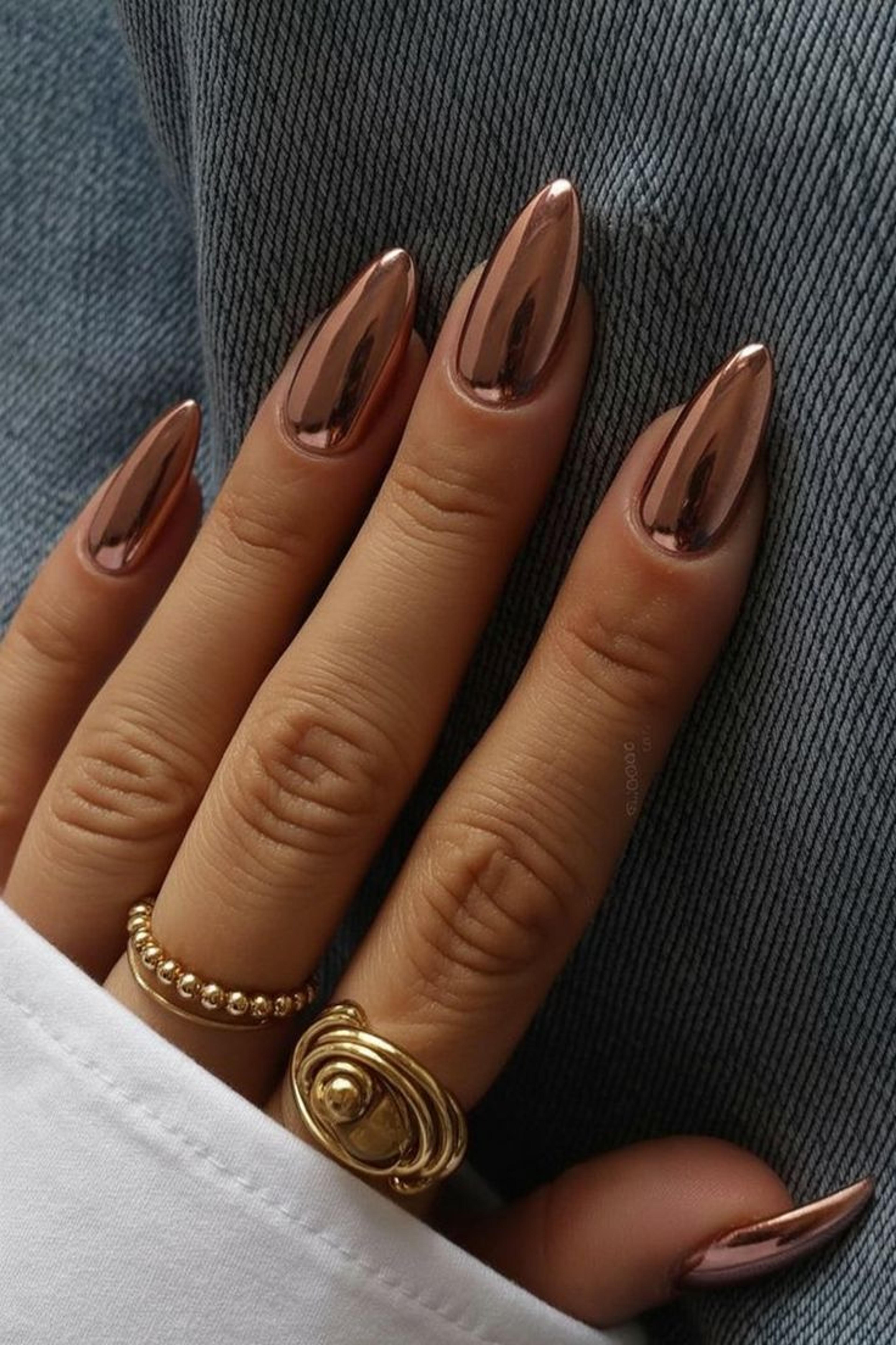Metallic nails