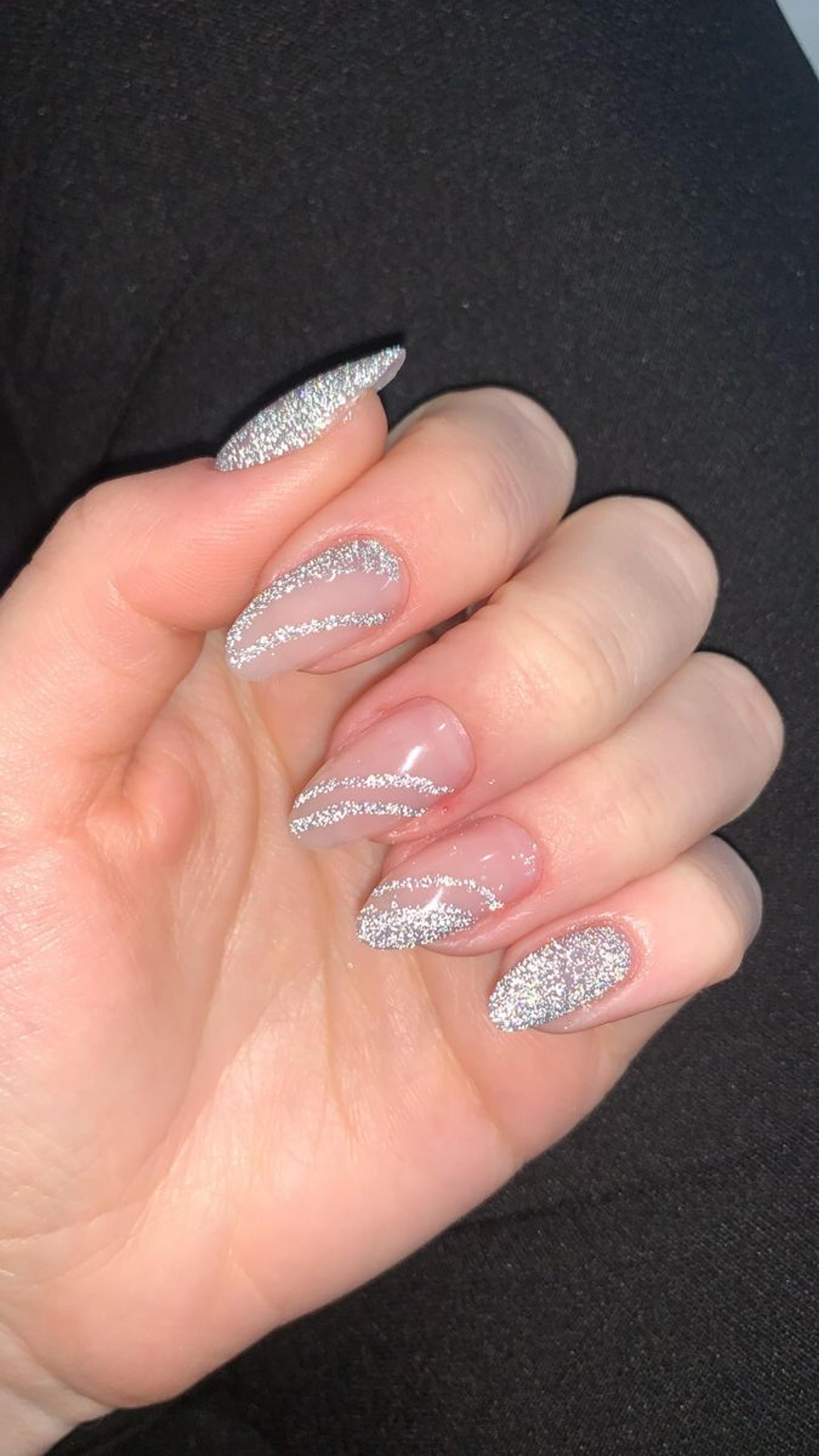 Glitter Accents naild