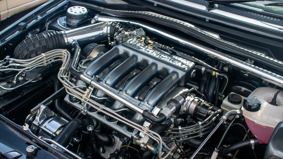 Profesjonalny transport silników i podzespołów dla branży automotive – logistyka części samochodowych. Profesjonalny transport silników i podzespołów dla branży automotive – logistyka części samochodowych.