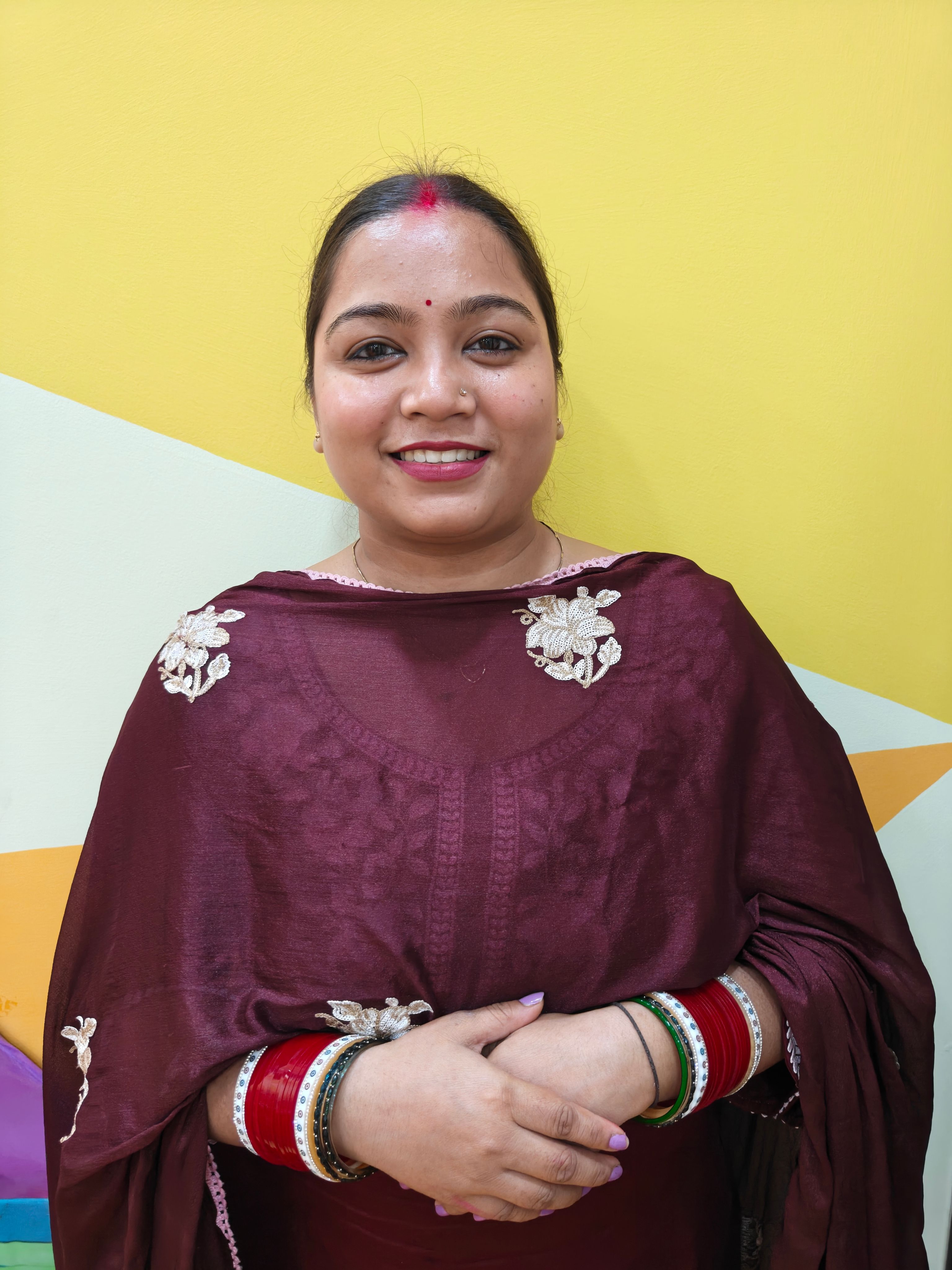 Portrait of Varsha Rawat, Daycare teacher at Kidzee Sector 12, Dwarka
